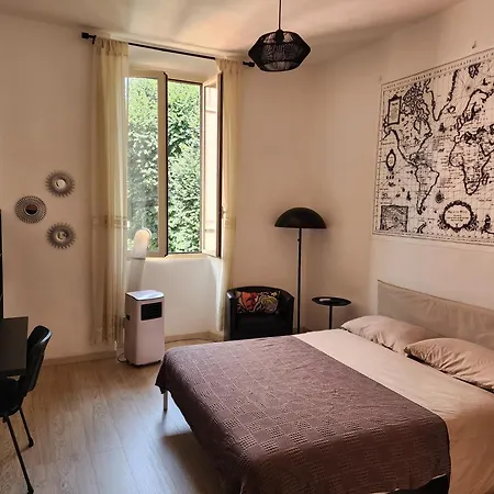 Homestay Cozy Haven Near San Giovanni *