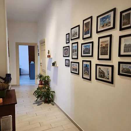 Cozy Haven Near San Giovanni Homestay