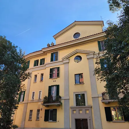 Homestay Cozy Haven Near San Giovanni Rome